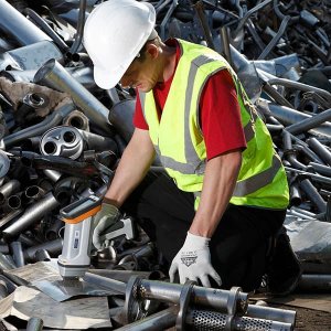 Контролер лома и отходов металла