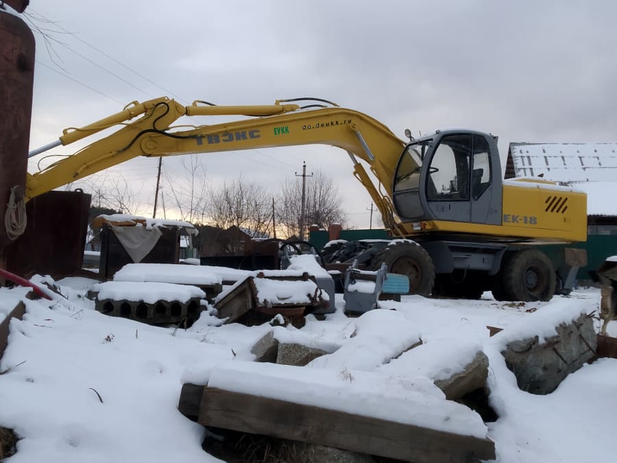 ЕК-18 (экскаватор колёсный одноковшовый)