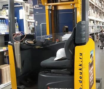 Jungheinrich ETV 214 (электрический штабелер с выдвижной мачтой / электротягач (ричтрак))