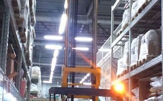 Jungheinrich ETV 216 (электрический штабелер с выдвижной мачтой, ричтрак)