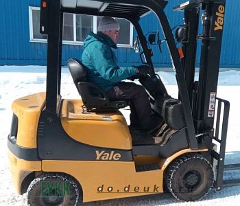 Yale GDP15AK (погрузчик фронтальный вилочный)