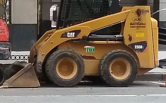 CAT 236 B (дизельный, колесный погрузчик)