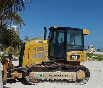 CАТ D5K2 (гусеничный дизельный бульдозер)