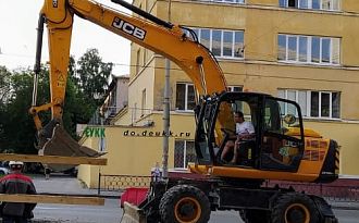 JCB JS160 (экскаватор колёсный дизельный одноковшовый)