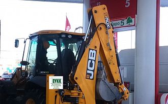 JCB 3CX (колесный дизельный фронтальный погрузчик + экскаватор)