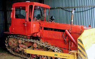 Бульдзер ДТ-75 (гусеничная самоходная машина  с механической трансмиссией)