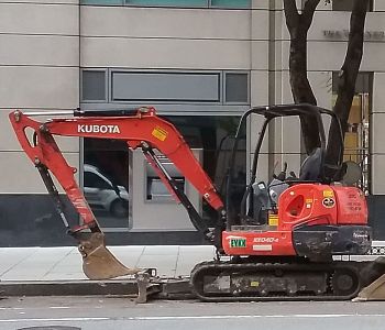 KUBOTA KX040-4 (гусеничный дизельный экскаватор)